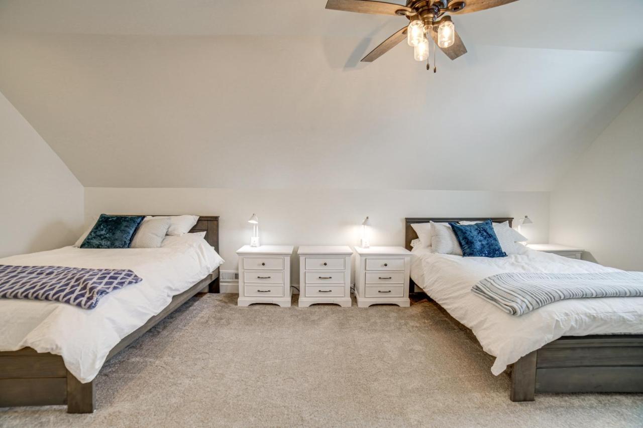 Teton Valley Getaway With Private Deck And Hot Tub! アシュトン エクステリア 写真