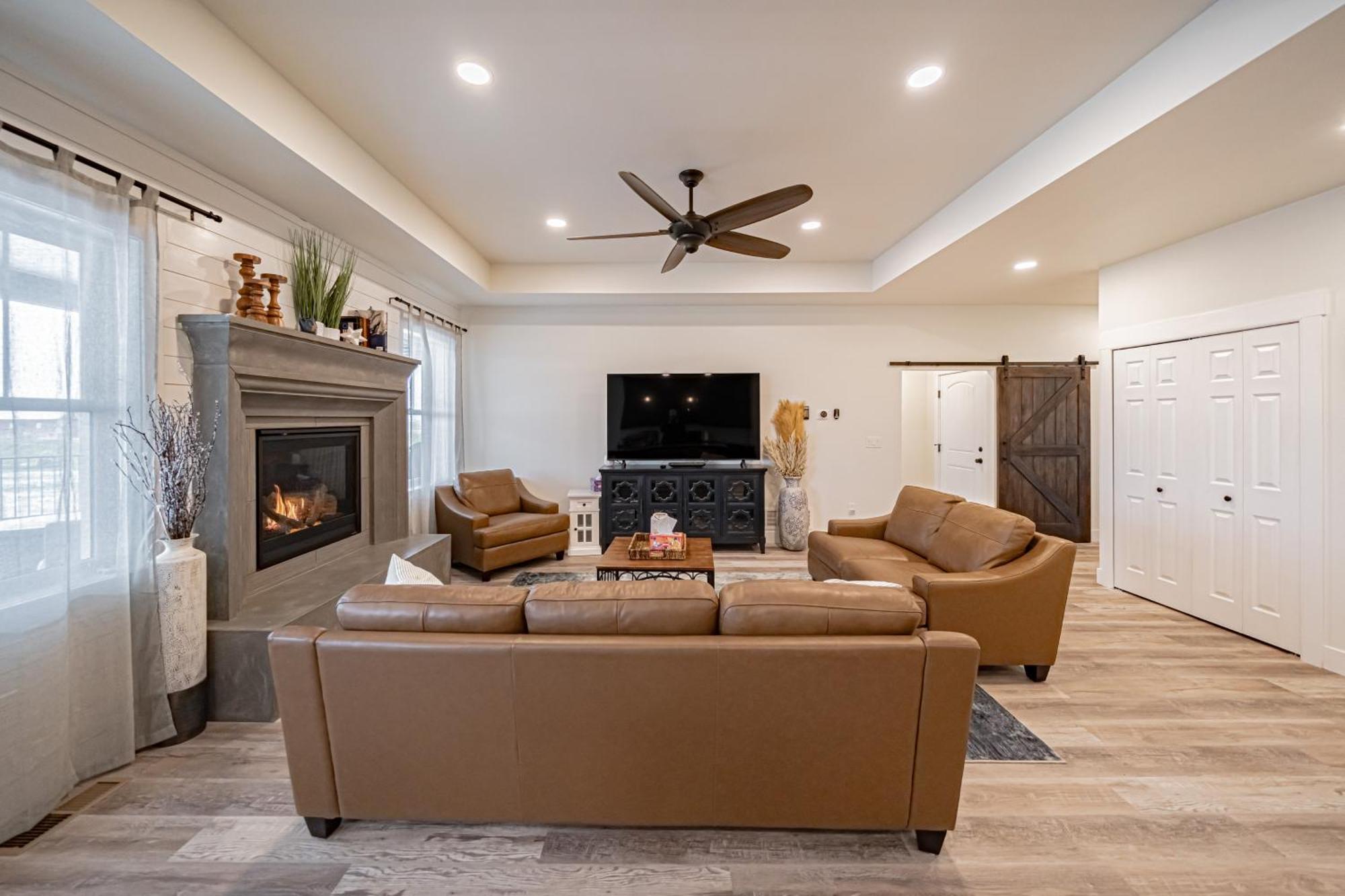 Teton Valley Getaway With Private Deck And Hot Tub! アシュトン エクステリア 写真